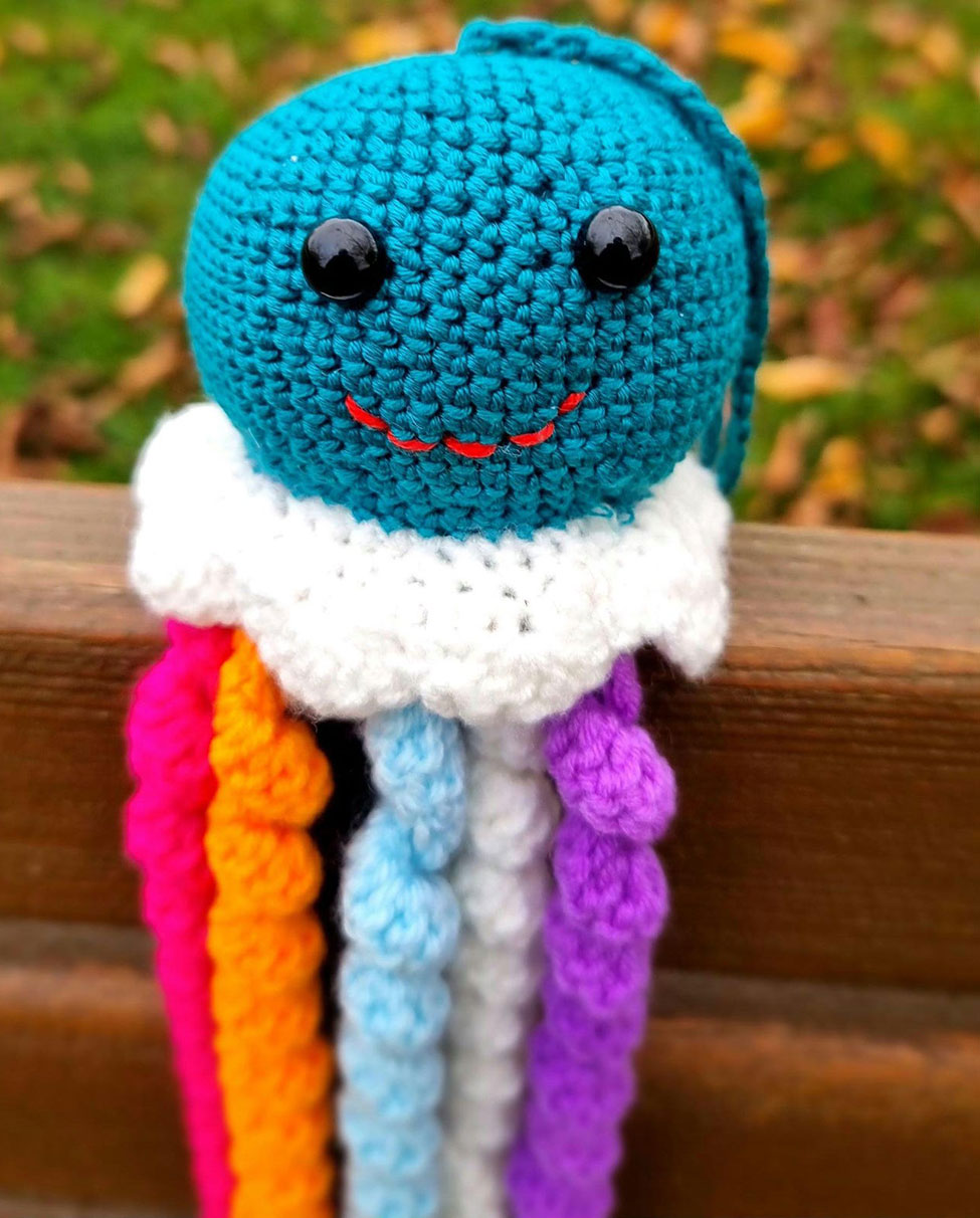 Wunderschöne gehäkelte Krake (Coco)