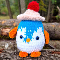 Gehäkelter Pinguin mit Hut